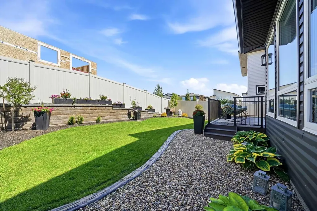 20 Ellington Crescent Red Deer AB T4P 3E2