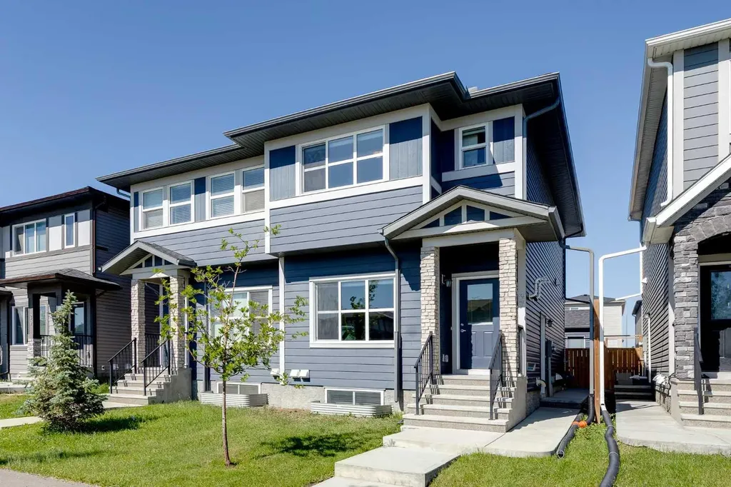 47 Cornerbrook Gate NE Calgary AB T3N 1L6