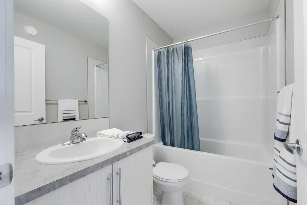 47 Cornerbrook Gate NE Calgary AB T3N 1L6