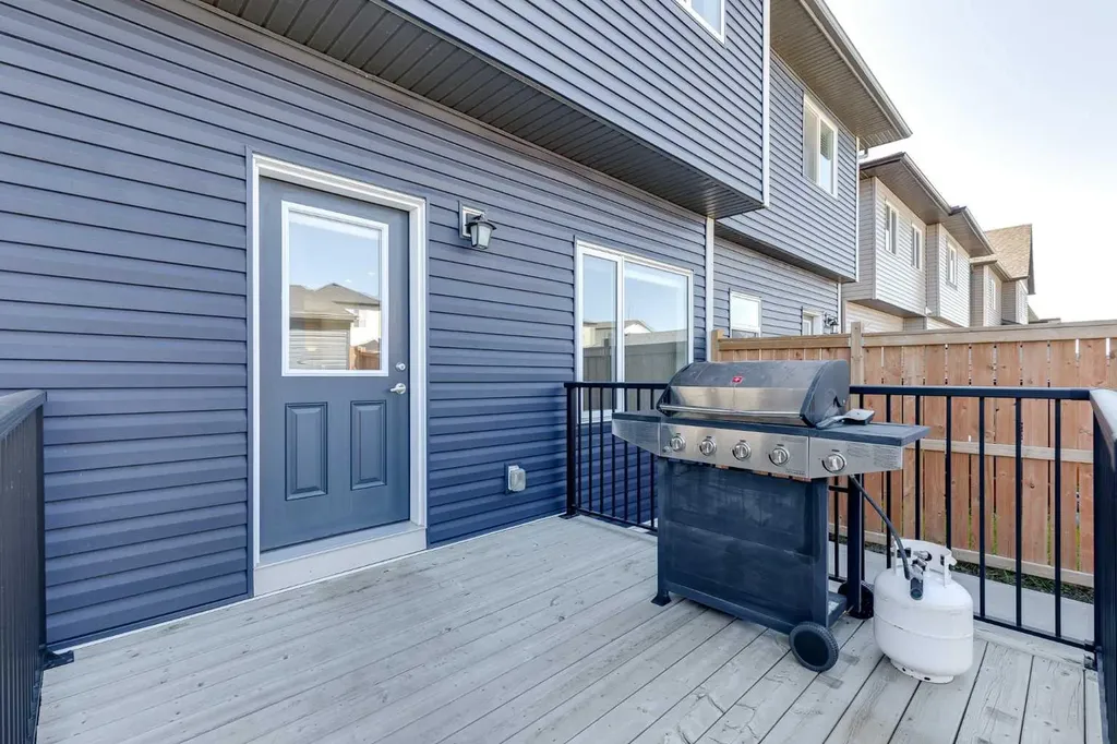 47 Cornerbrook Gate NE Calgary AB T3N 1L6