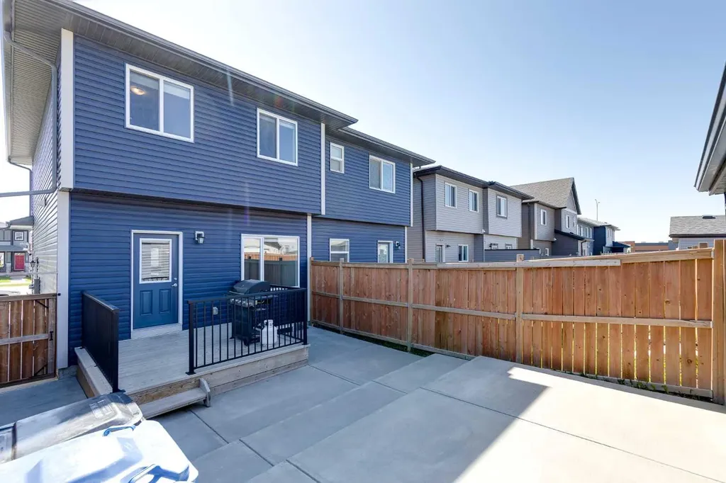 47 Cornerbrook Gate NE Calgary AB T3N 1L6