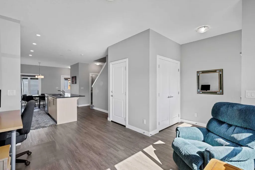 47 Cornerbrook Gate NE Calgary AB T3N 1L6