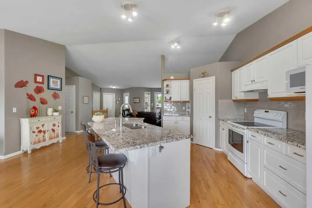 438 Carriage Lane Crossing Carstairs AB T0M 0N0
