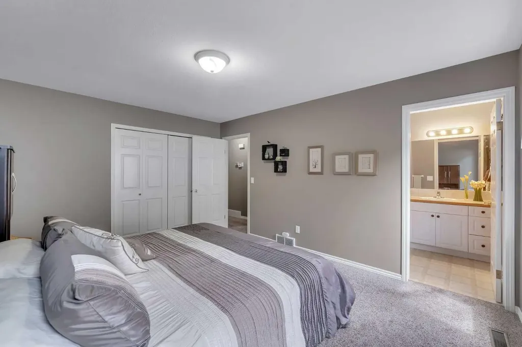 438 Carriage Lane Crossing Carstairs AB T0M 0N0
