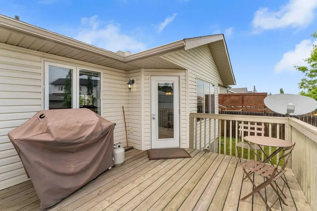 438 Carriage Lane Crossing Carstairs AB T0M 0N0