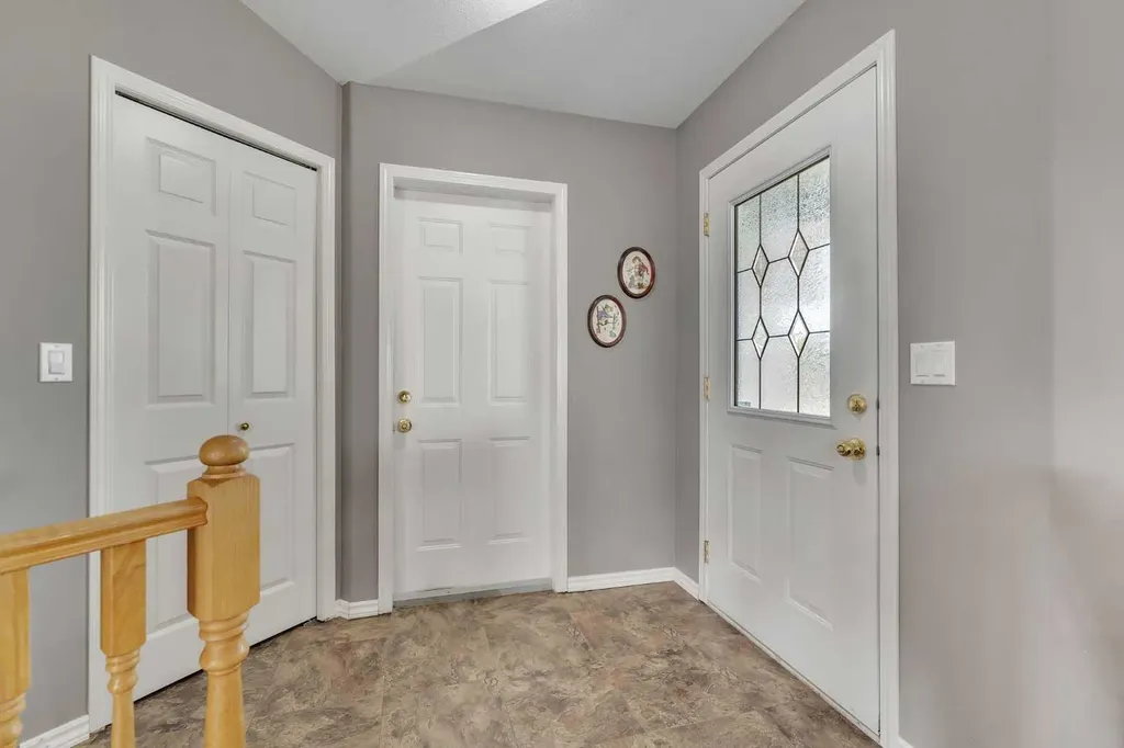 438 Carriage Lane Crossing Carstairs AB T0M 0N0