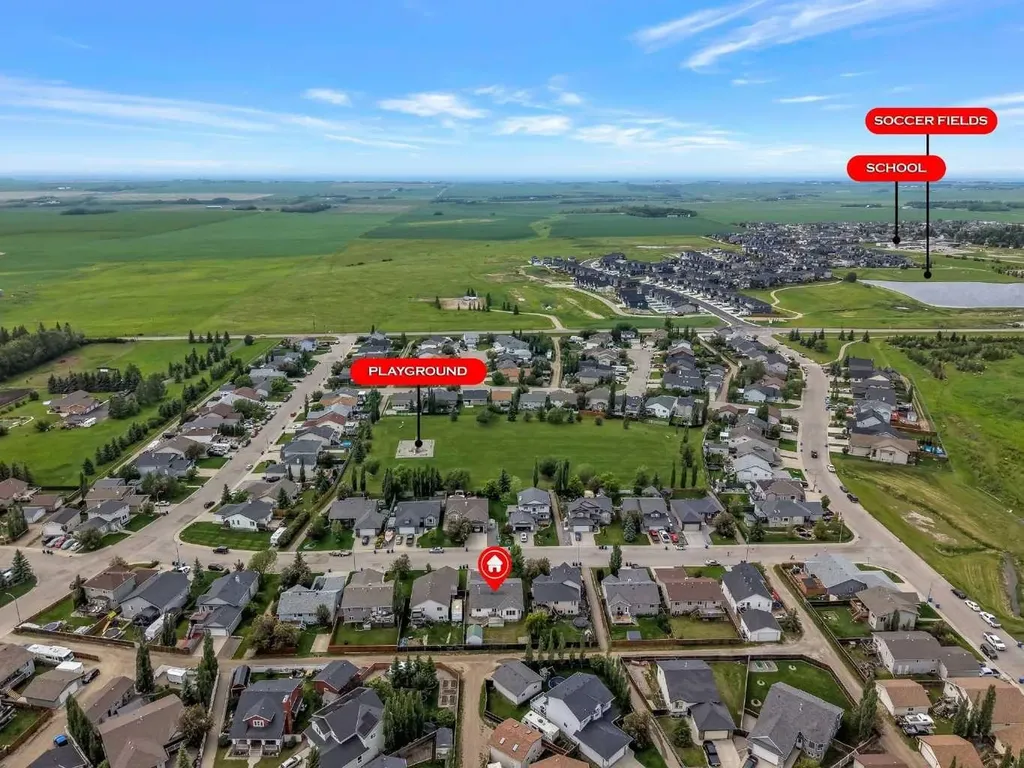 438 Carriage Lane Crossing Carstairs AB T0M 0N0