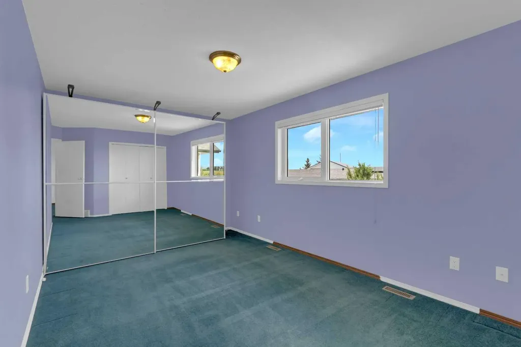 5061 48 Avenue Stavely AB T0L 1Z0