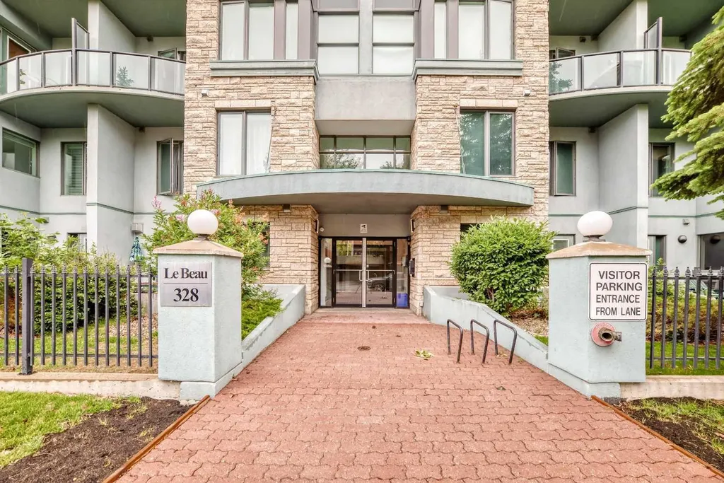 328 21 Avenue SW Calgary AB T2S 0G8