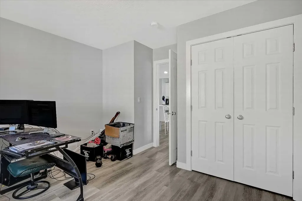 9505 113 Avenue Clairmont AB T8X0T2