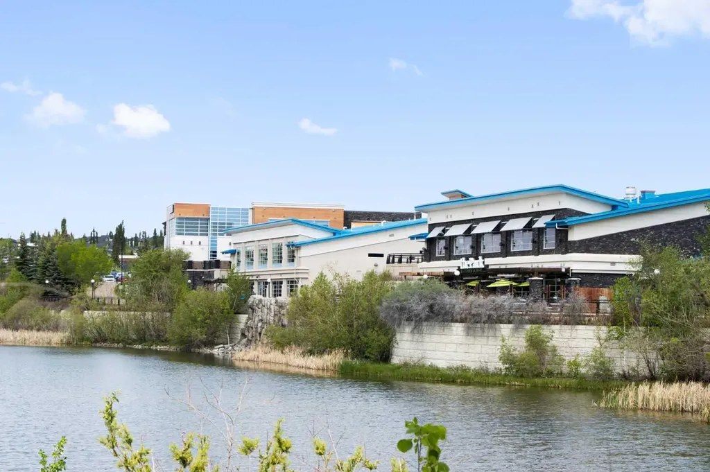 2231 81st Street SW Calgary AB T3H 6M4