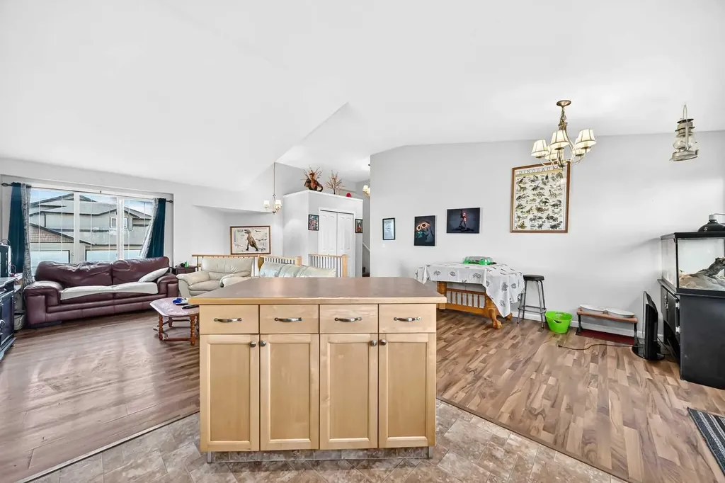 1 Sandpiper Drive Didsbury AB T0M 0W0