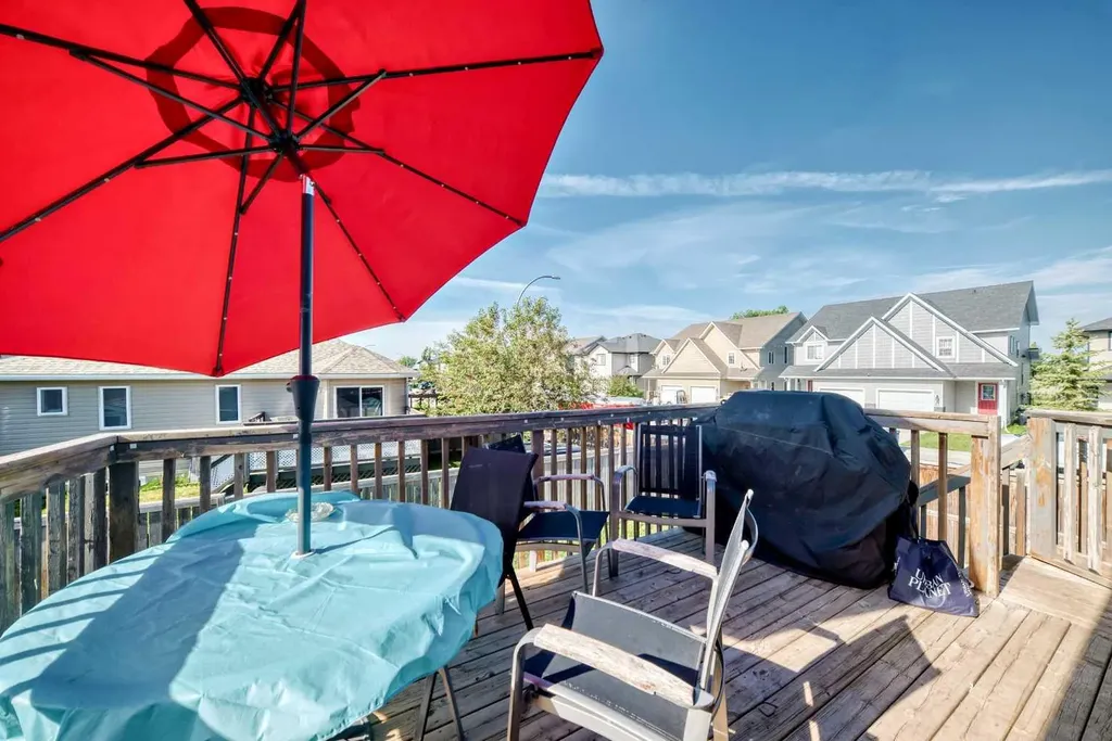 1 Sandpiper Drive Didsbury AB T0M 0W0