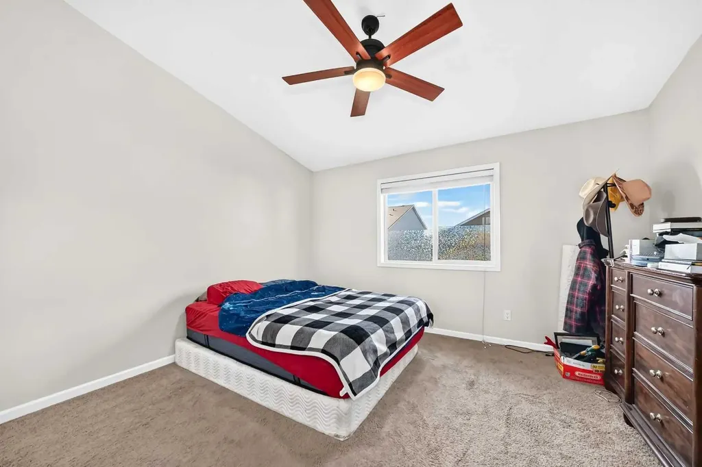 1 Sandpiper Drive Didsbury AB T0M 0W0