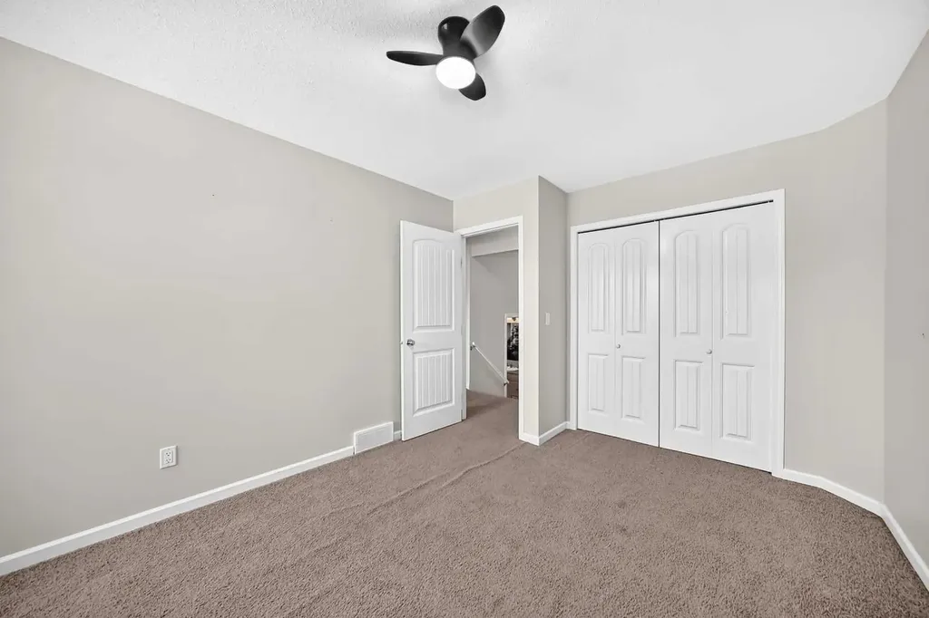 1 Sandpiper Drive Didsbury AB T0M 0W0