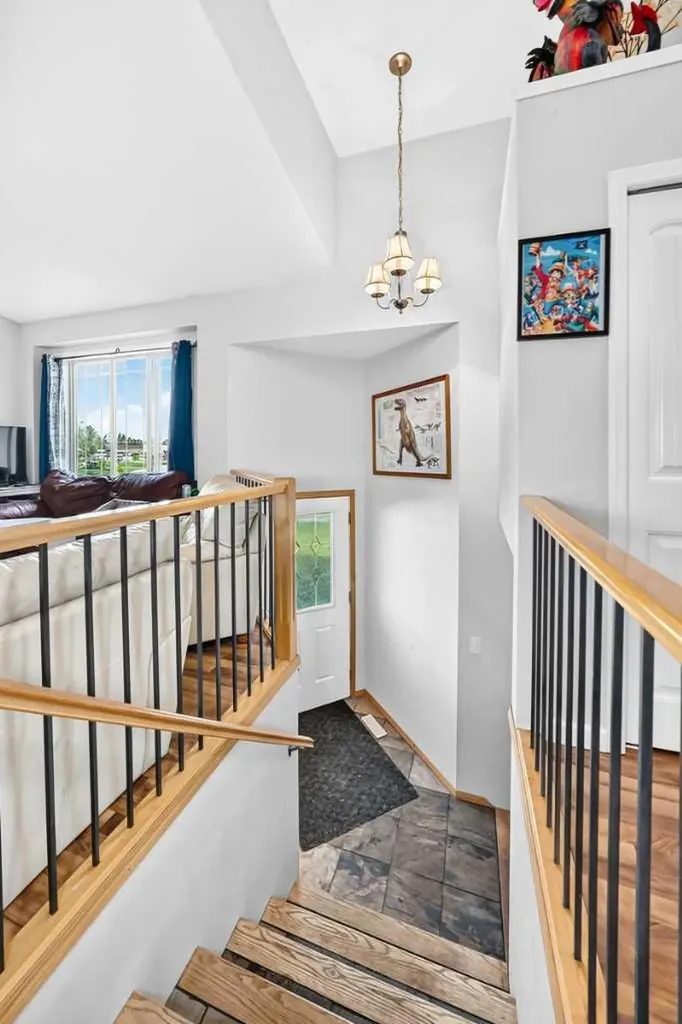 1 Sandpiper Drive Didsbury AB T0M 0W0