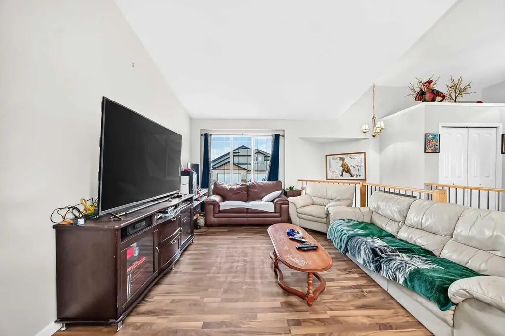 1 Sandpiper Drive Didsbury AB T0M 0W0