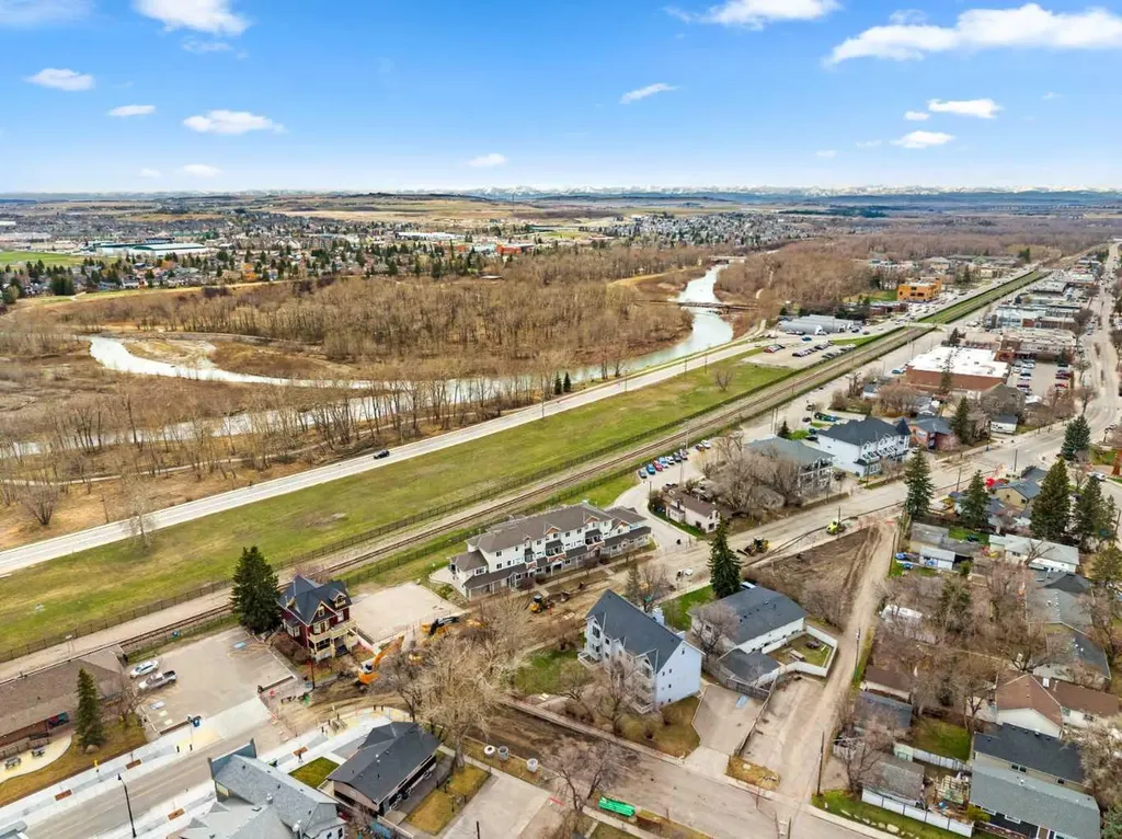45 N Railway Street Okotoks AB T1S 1J3