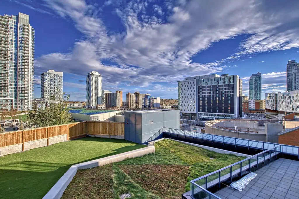 530 3 Street SE Calgary AB T2G2L8