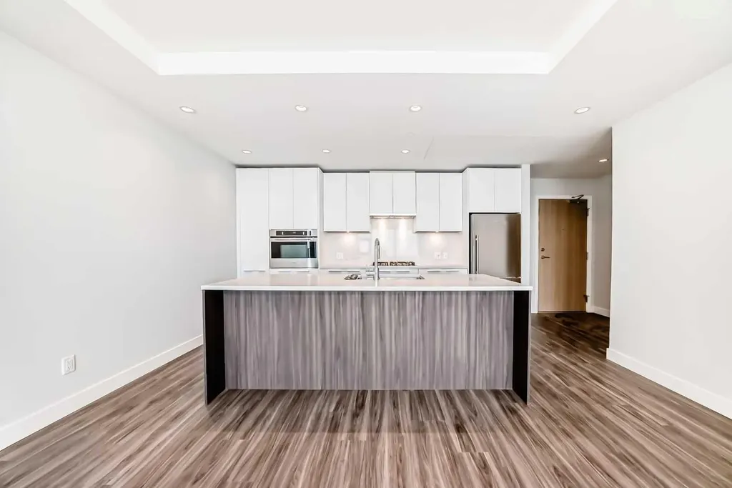 530 3 Street SE Calgary AB T2G2L8