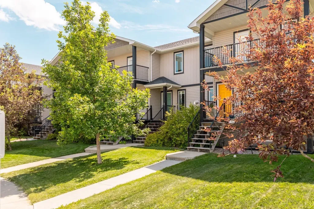 3814 Sundance Close Close Coalhurst AB T0L0V0