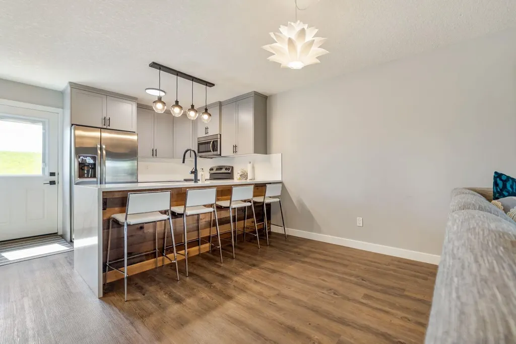 3814 Sundance Close Close Coalhurst AB T0L0V0