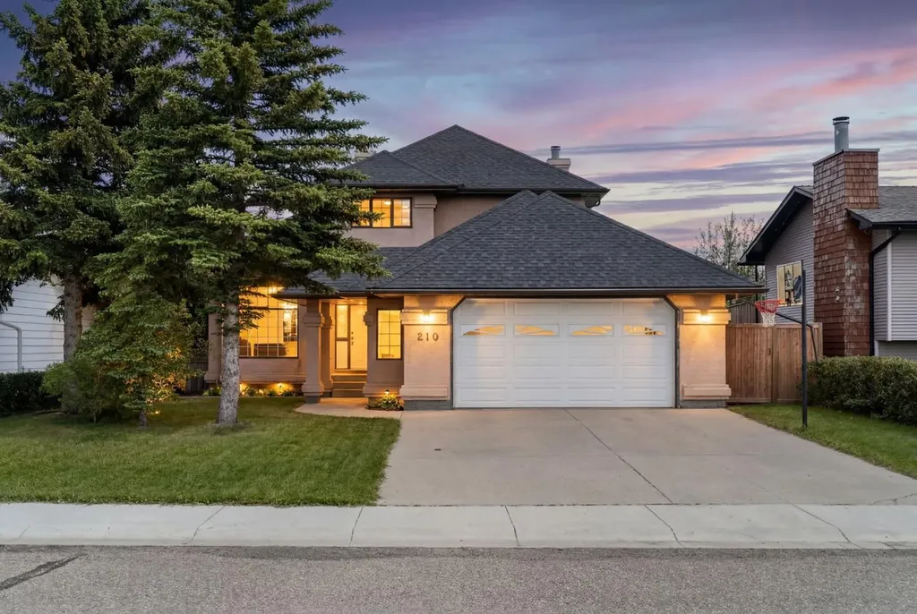 210 Mckinnon Drive Carseland AB T0J 0M0