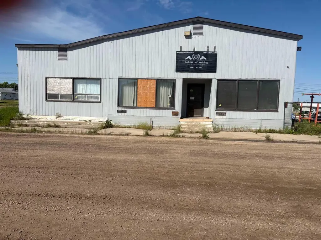 4902 51 Street Mayerthorpe AB T0E 1N0