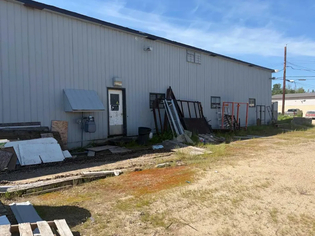 4902 51 Street Mayerthorpe AB T0E 1N0