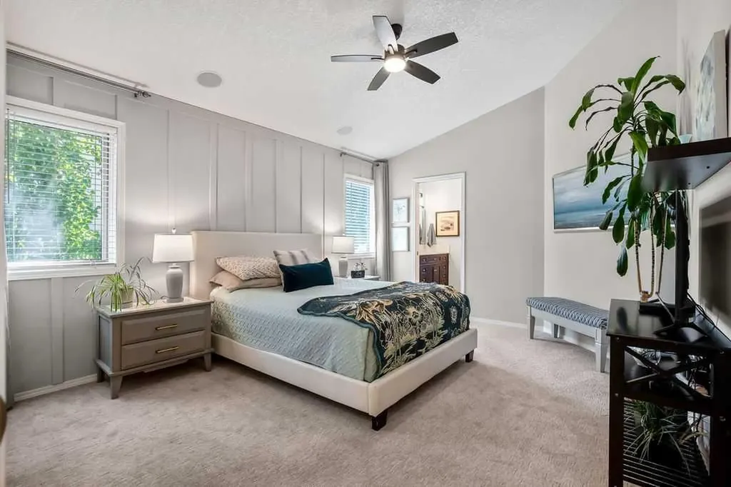 66 Mt Gibraltar Heights SE Calgary AB T2Z 3R3