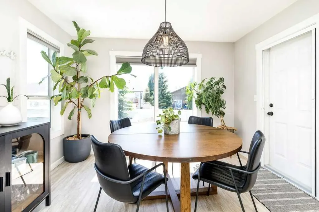209 Reichley Street Red Deer AB T4P 3T1