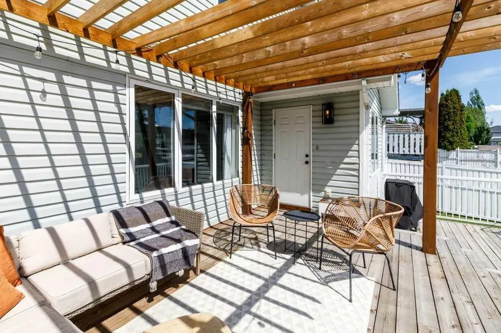 209 Reichley Street Red Deer AB T4P 3T1