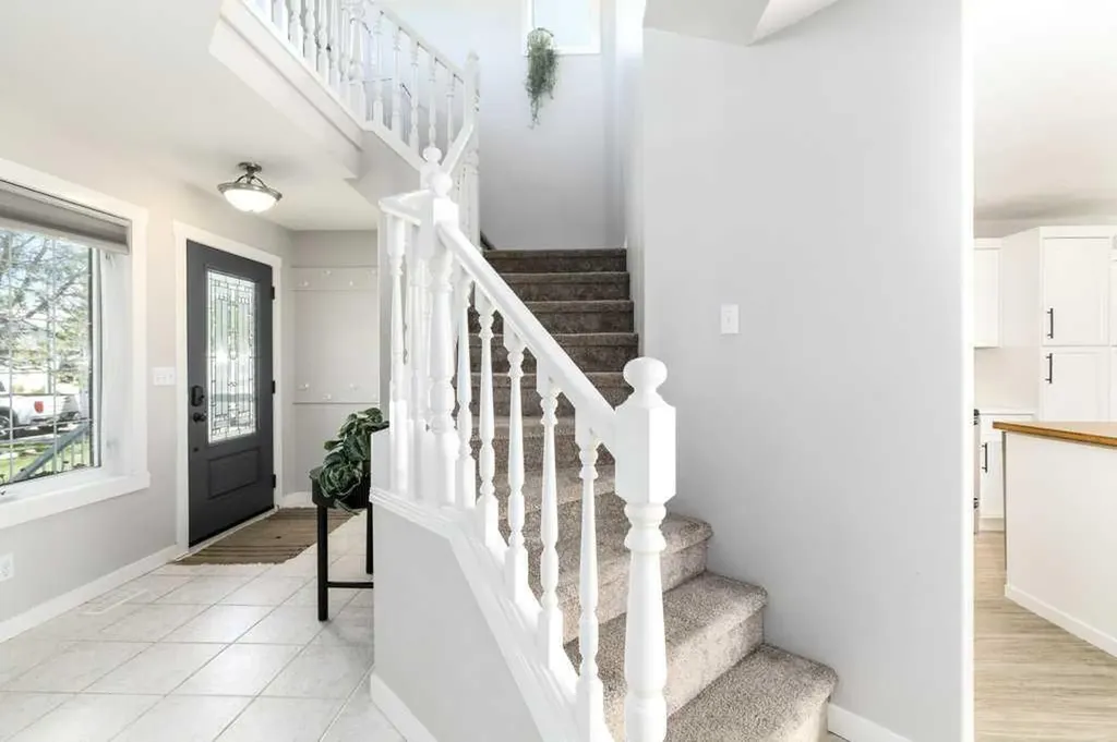 209 Reichley Street Red Deer AB T4P 3T1
