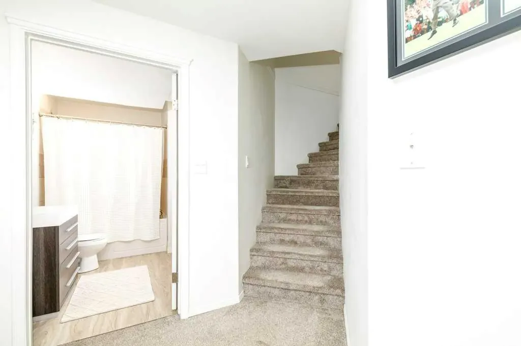 209 Reichley Street Red Deer AB T4P 3T1