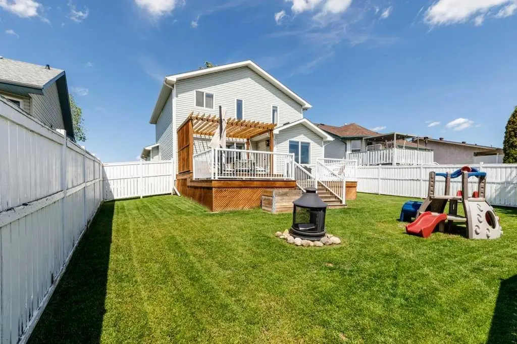 209 Reichley Street Red Deer AB T4P 3T1