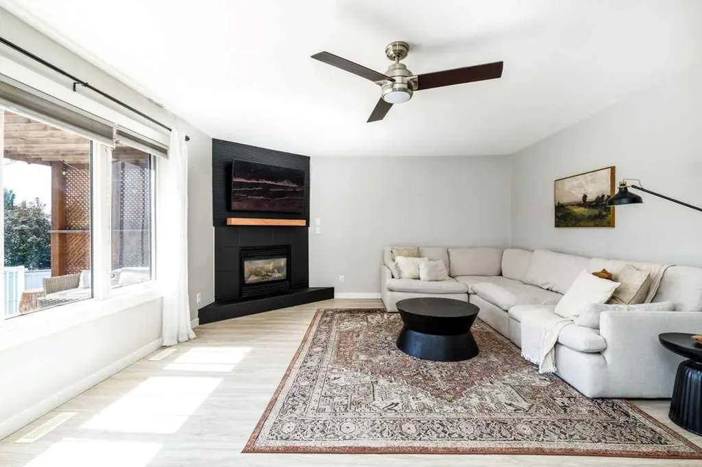 209 Reichley Street Red Deer AB T4P 3T1
