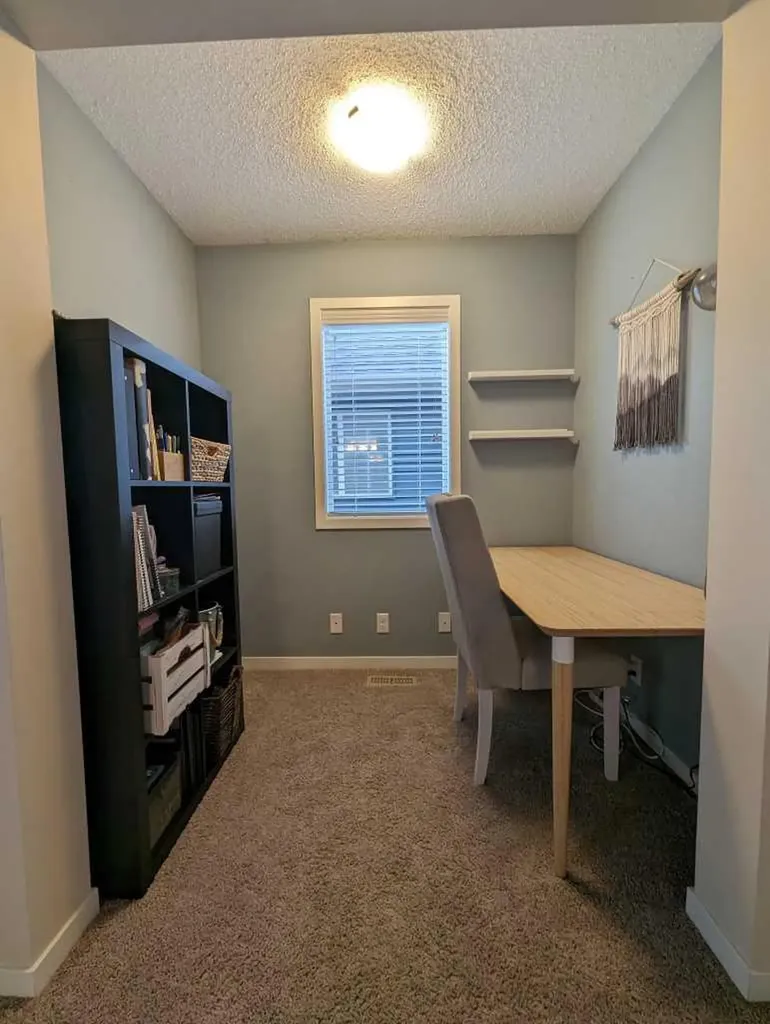 16 Fireside Place Cochrane AB T4C 0R2