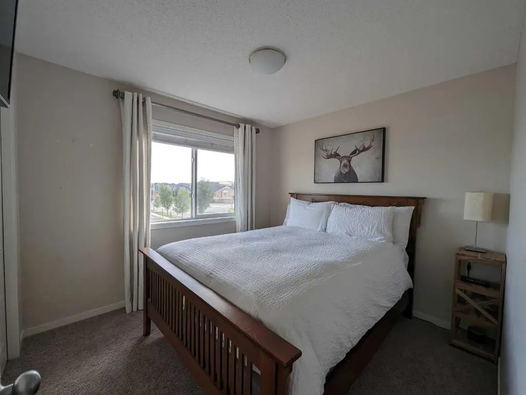 16 Fireside Place Cochrane AB T4C 0R2