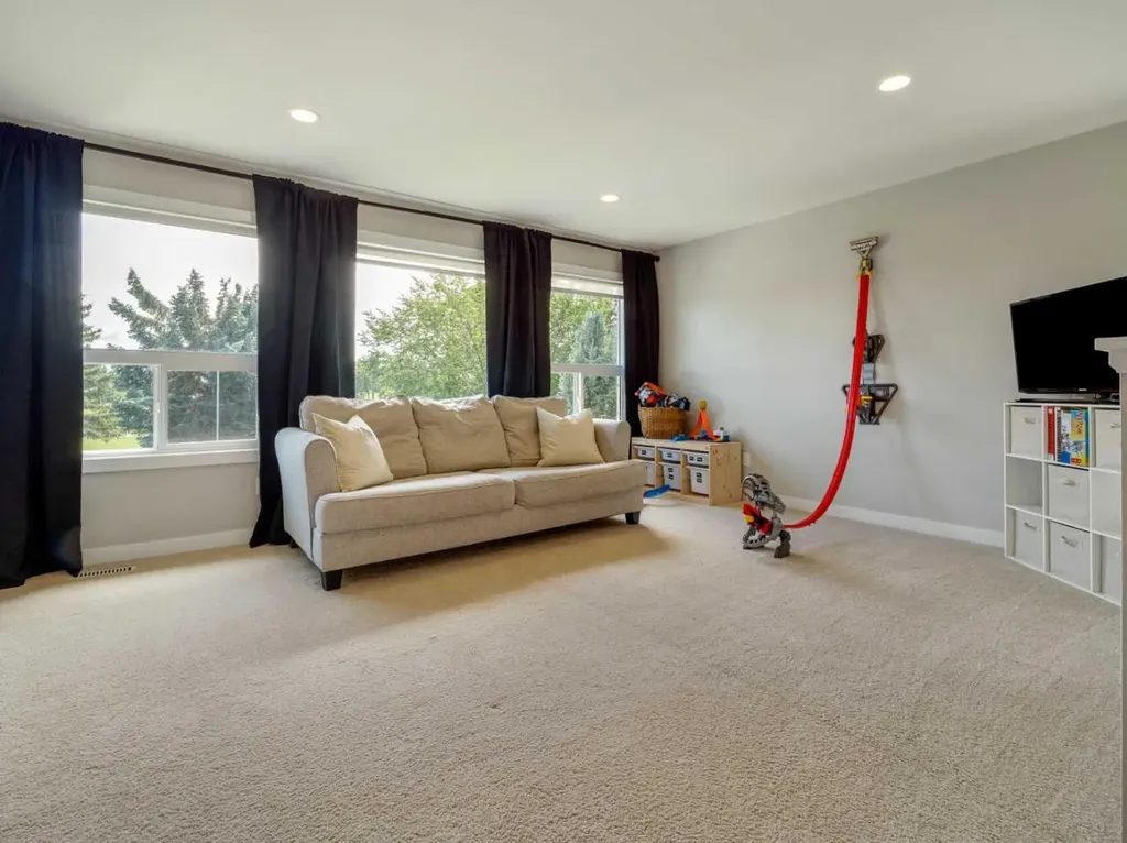 187 Westgate Drive Coaldale AB T1M 0E2