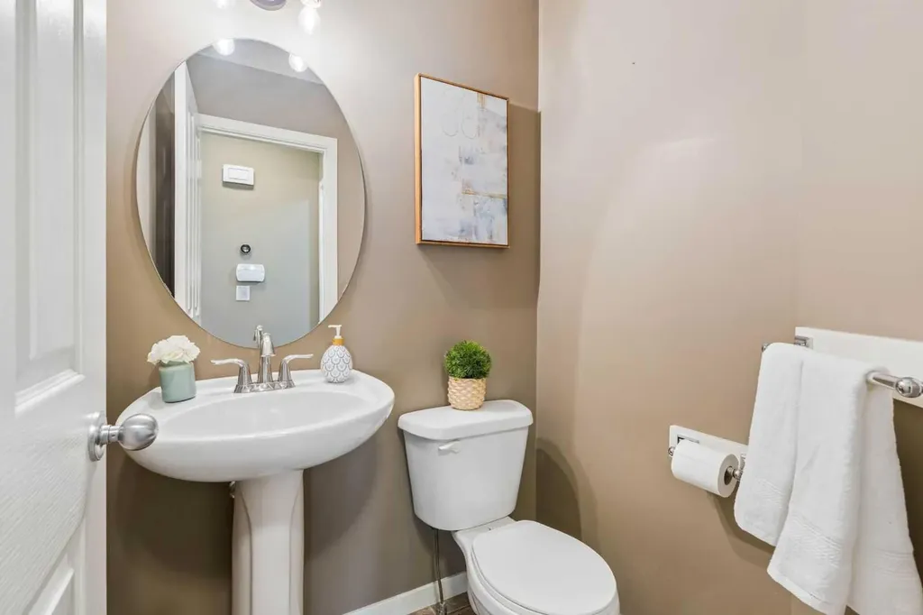 117 Silverado Saddle Heights SW Calgary AB T2X 0H9