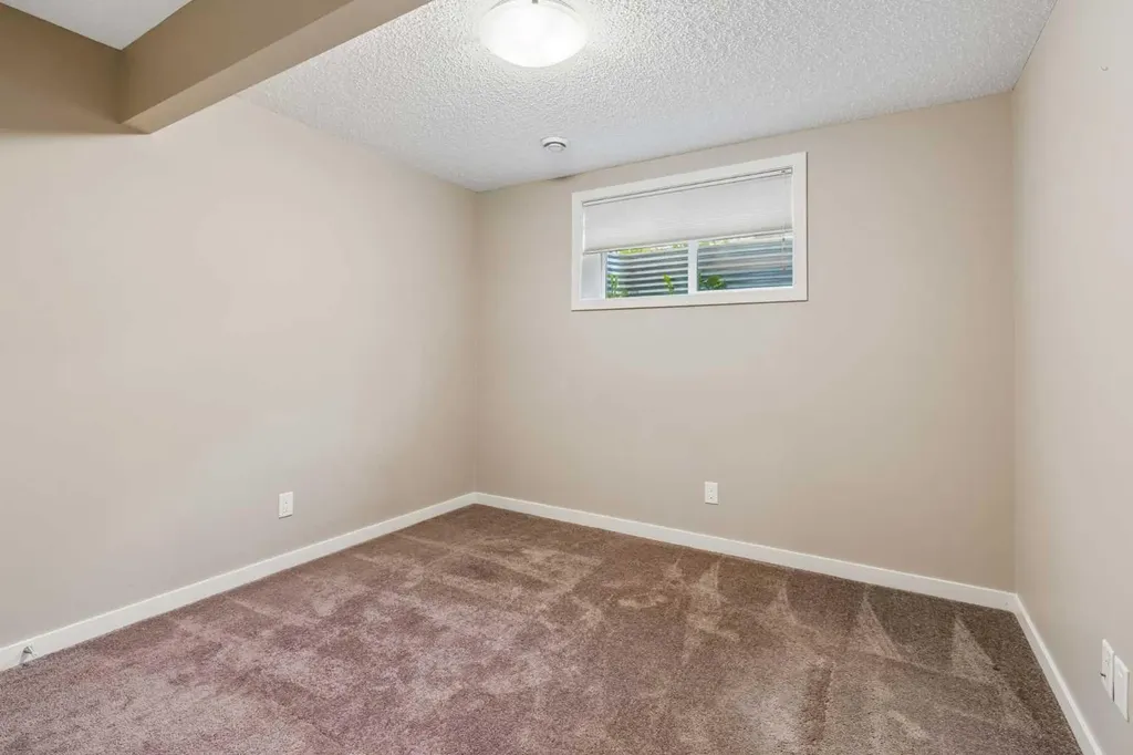 117 Silverado Saddle Heights SW Calgary AB T2X 0H9