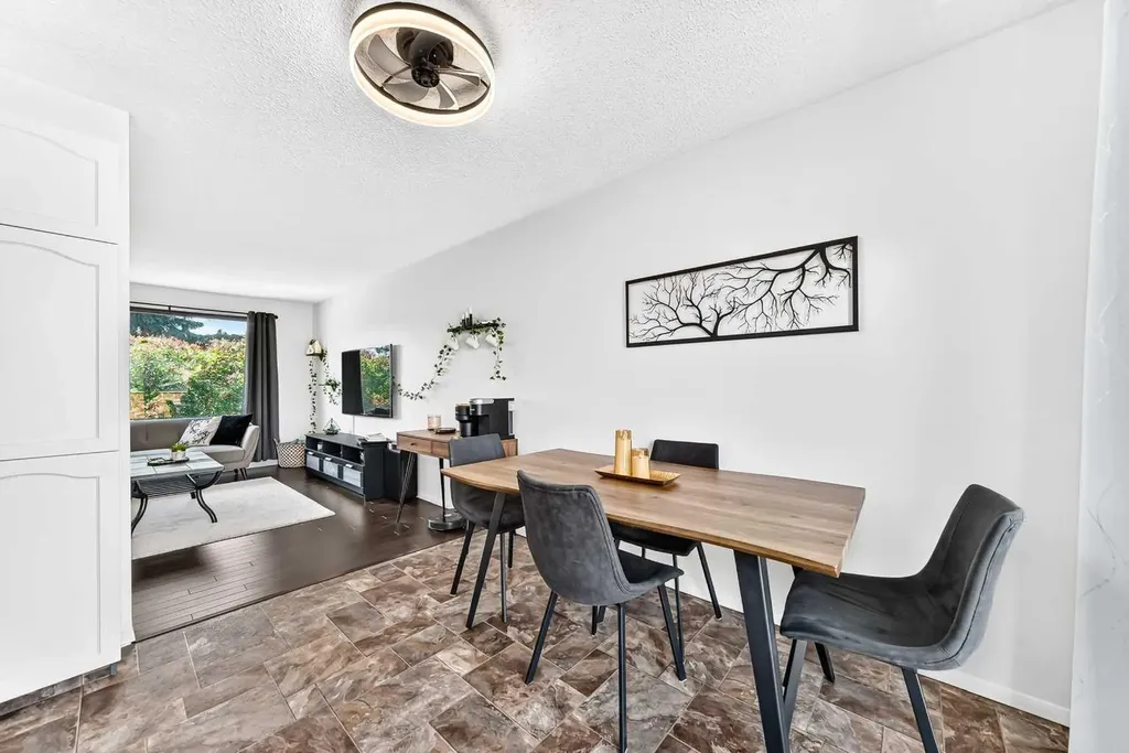12 Aspen Crescent SE Airdrie AB T4B 1K2