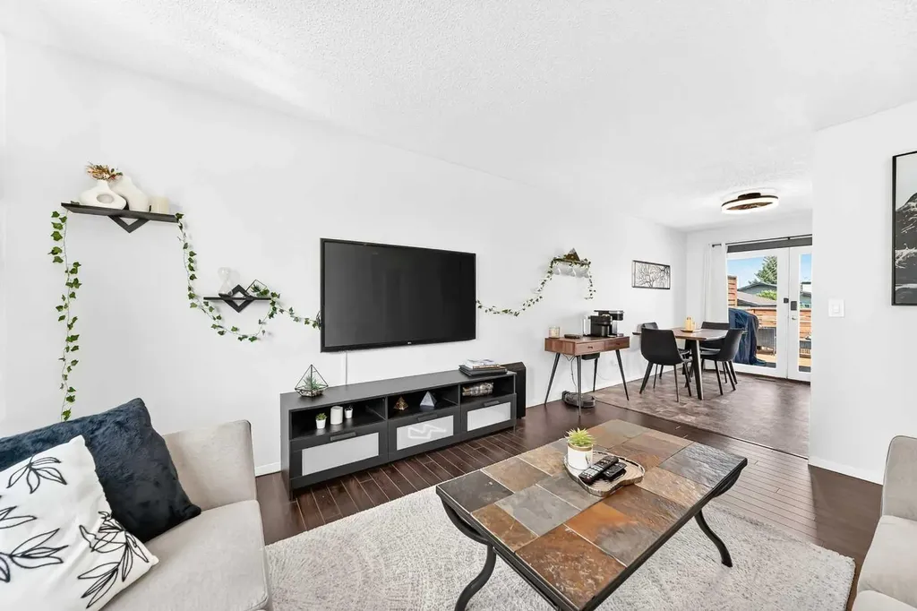 12 Aspen Crescent SE Airdrie AB T4B 1K2