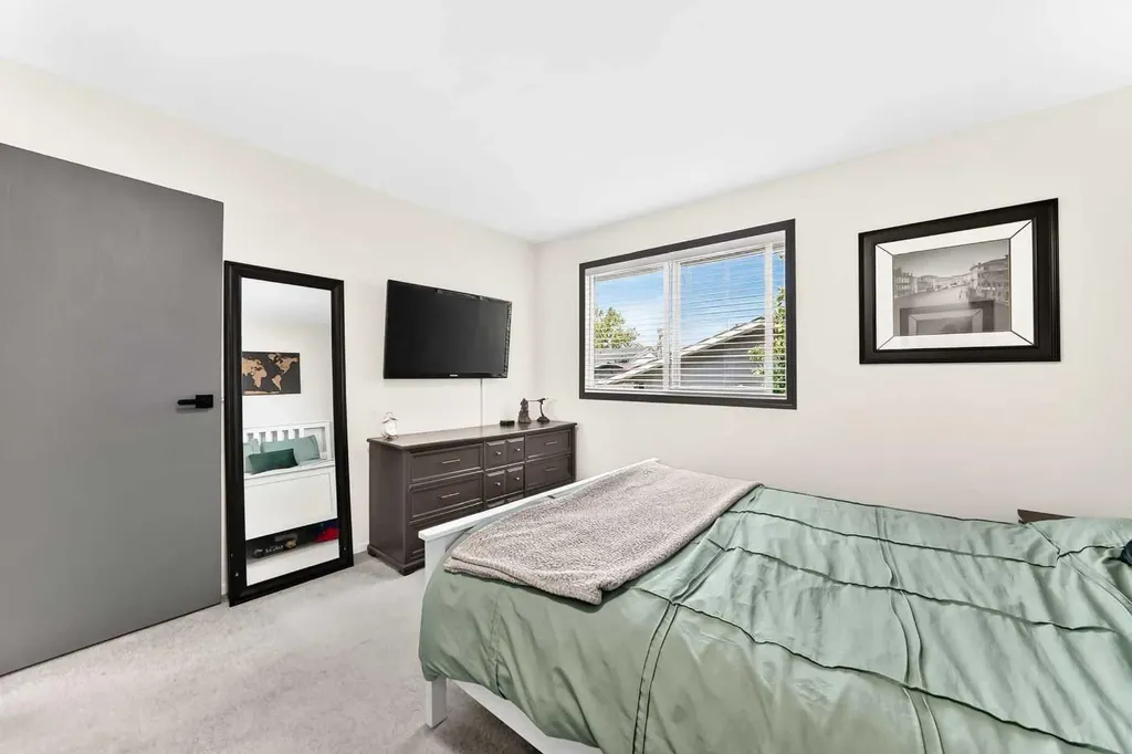 12 Aspen Crescent SE Airdrie AB T4B 1K2