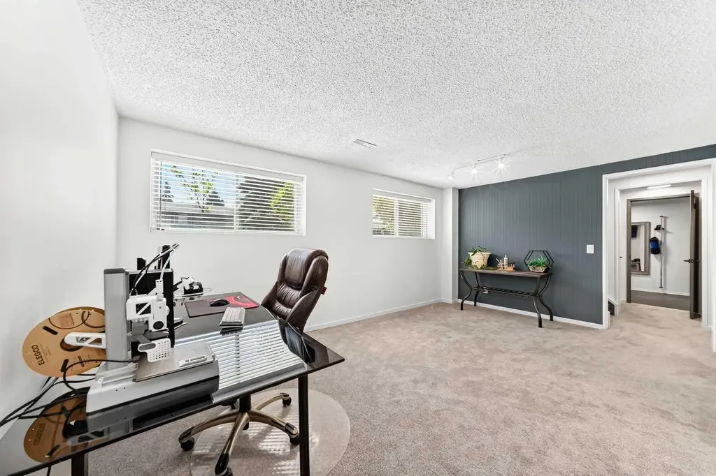 12 Aspen Crescent SE Airdrie AB T4B 1K2