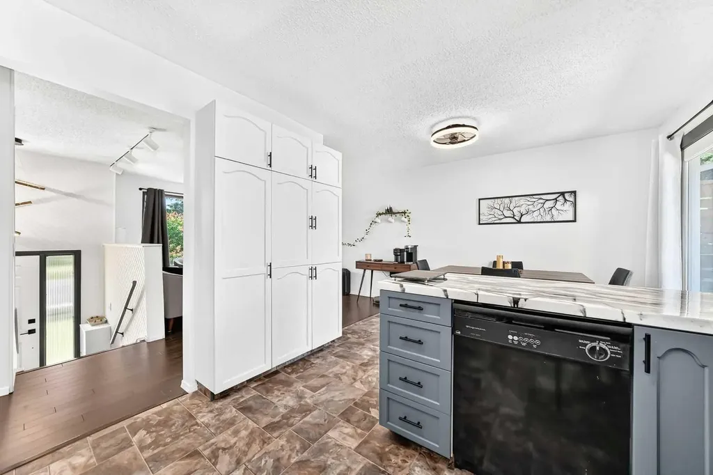 12 Aspen Crescent SE Airdrie AB T4B 1K2