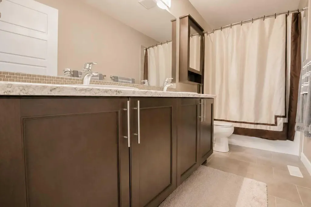 10146 85a Street Grande Prairie AB T8X 0N7