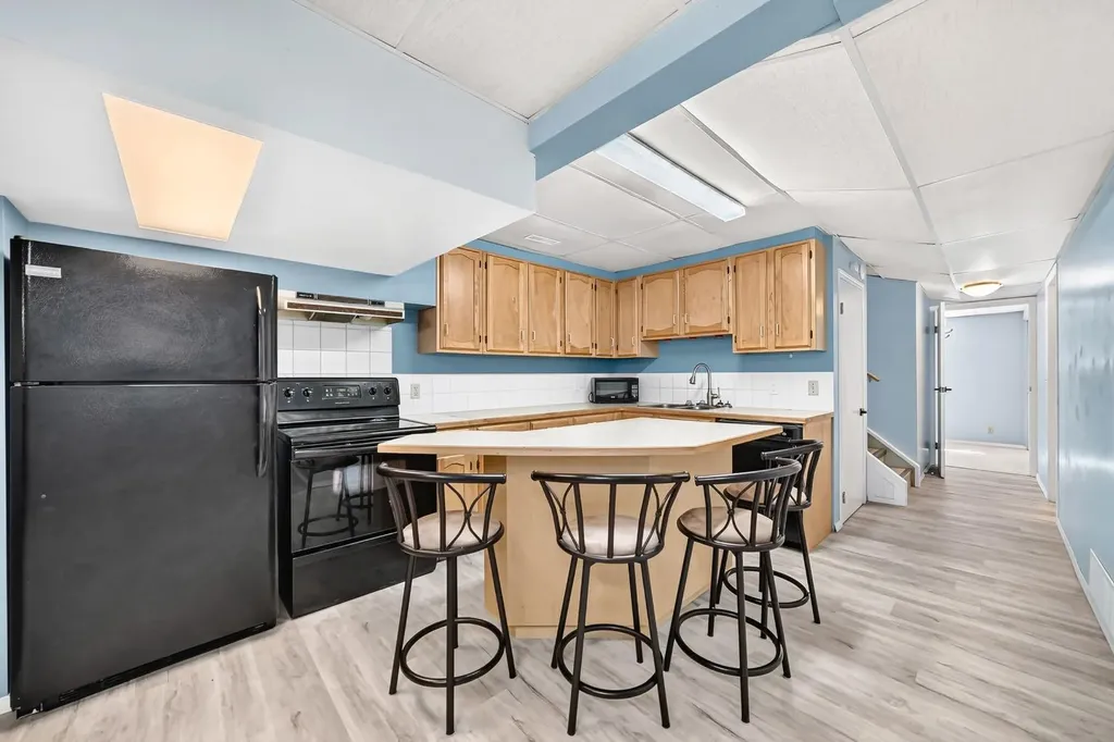 55 Doverglen Crescent SE Calgary AB T2B 2S2