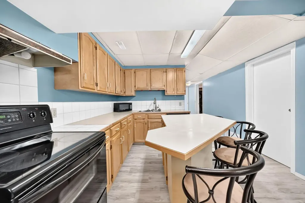 55 Doverglen Crescent SE Calgary AB T2B 2S2