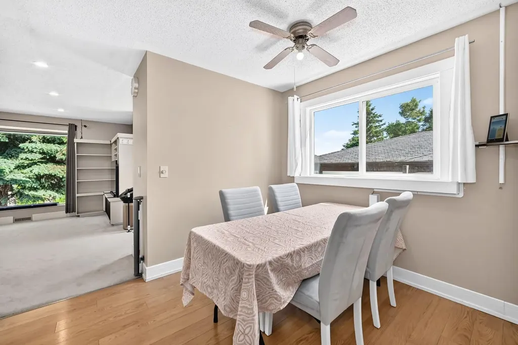 55 Doverglen Crescent SE Calgary AB T2B 2S2